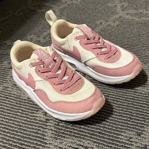 Nike | AirMax Sneakers in Pink and Cream | Size 12 Toddler
